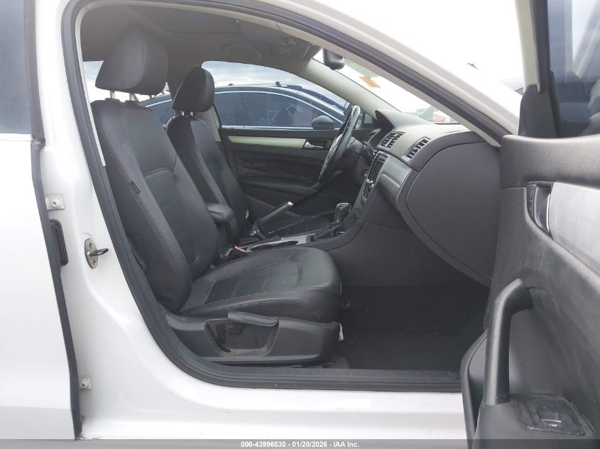 2013 Volkswagen Passat 2.5L Se