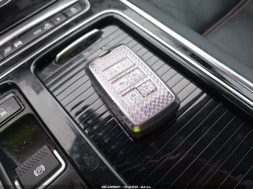 2019 Jaguar Xe 25T Prestige VIN: SAJAK4FX1KCP50598 Lot: 43996551