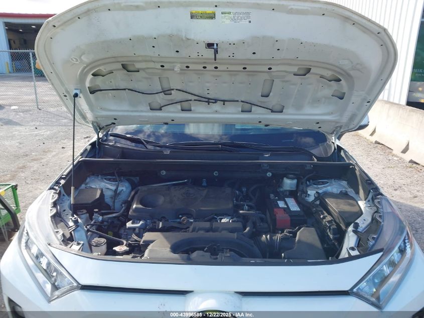 2019 Toyota Rav4 Xle VIN: 2T3W1RFV3KW019557 Lot: 43996585