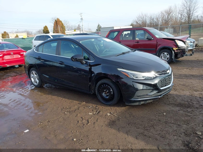 1G1BE5SM9J7100848 2018 Chevrolet Cruze Lt Auto auction photo 1