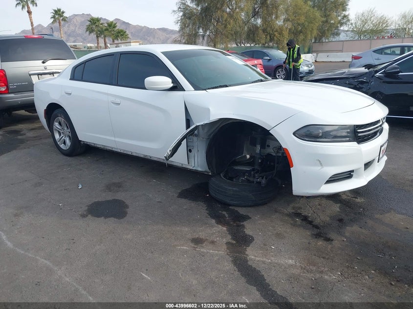 2C3CDXBG4FH726795 2015 Dodge Charger Se auction photo 1