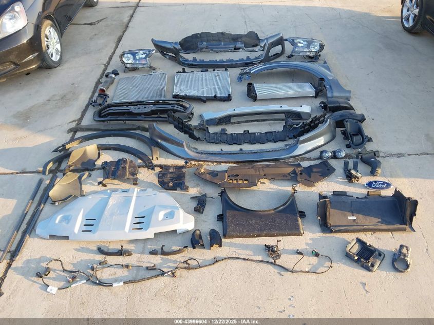 2021 Ford Ranger Xlt VIN: 1FTER4FH2MLD88305 Lot: 43996604