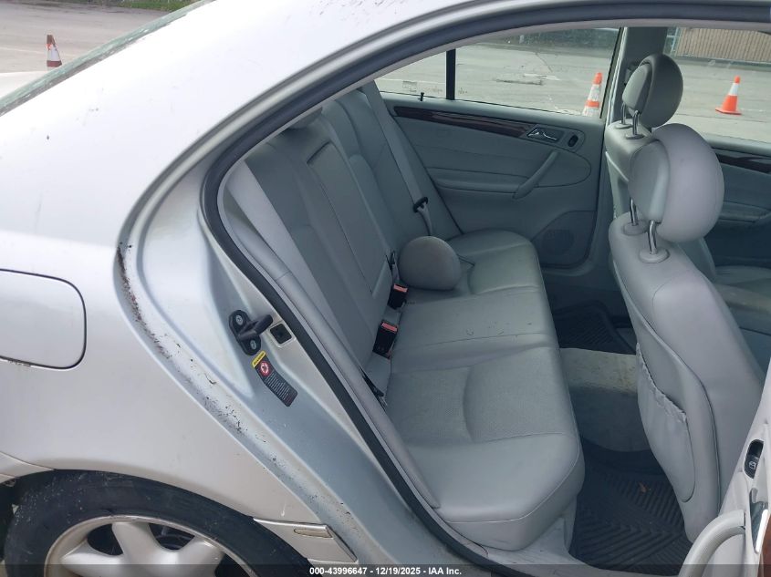 2001 Mercedes-Benz C 240 VIN: WDBRF61J41F096762 Lot: 43996647