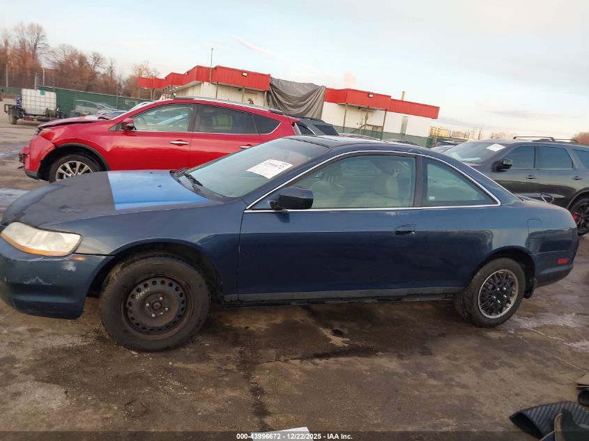 2000 Honda Accord 2.3 Ex VIN: 1HGCG3258YA000175 Lot: 43996672