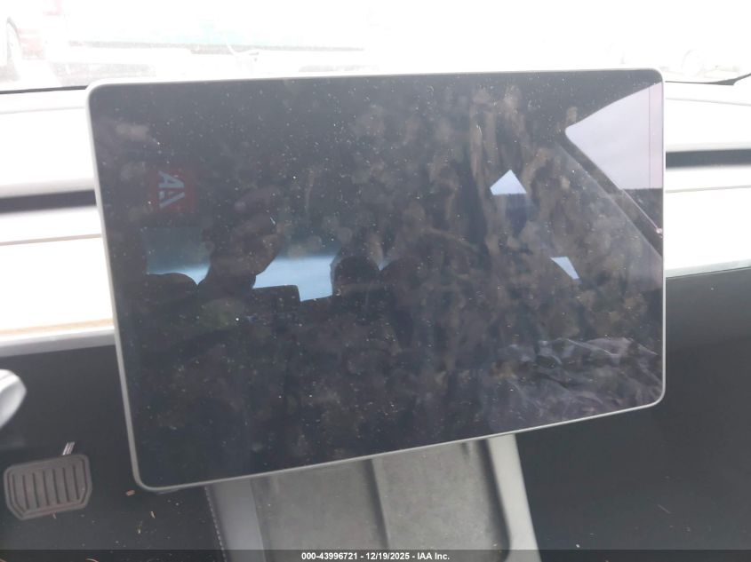 2021 Tesla Model 3 Long Range Dual Motor All-Wheel Drive VIN: 5YJ3E1EB1MF009893 Lot: 43996721