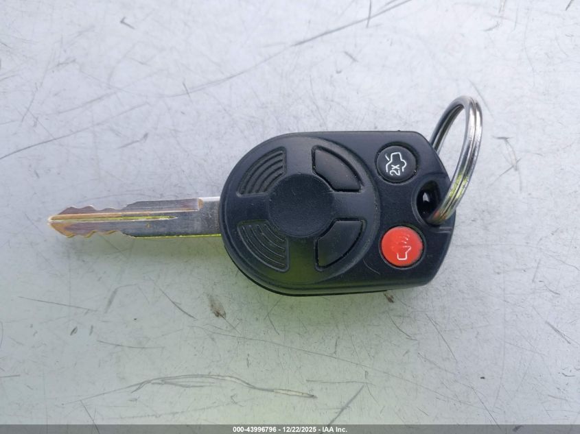 2012 Ford Escape Limited VIN: 1FMCU0EG8CKC83582 Lot: 43996796