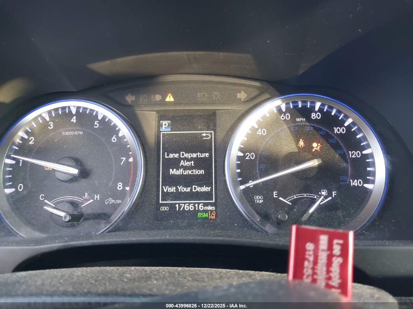 2017 Toyota Highlander Se VIN: 5TDJZRFH8HS476453 Lot: 43996826