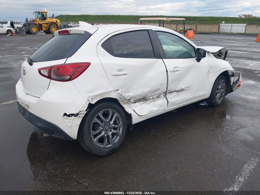 2020 Toyota Yaris Le