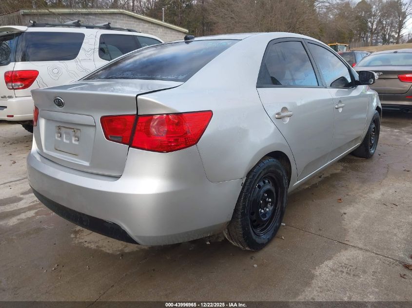 KNAFU4A25A5086493 2010 KIA FORTE photo no. 4
