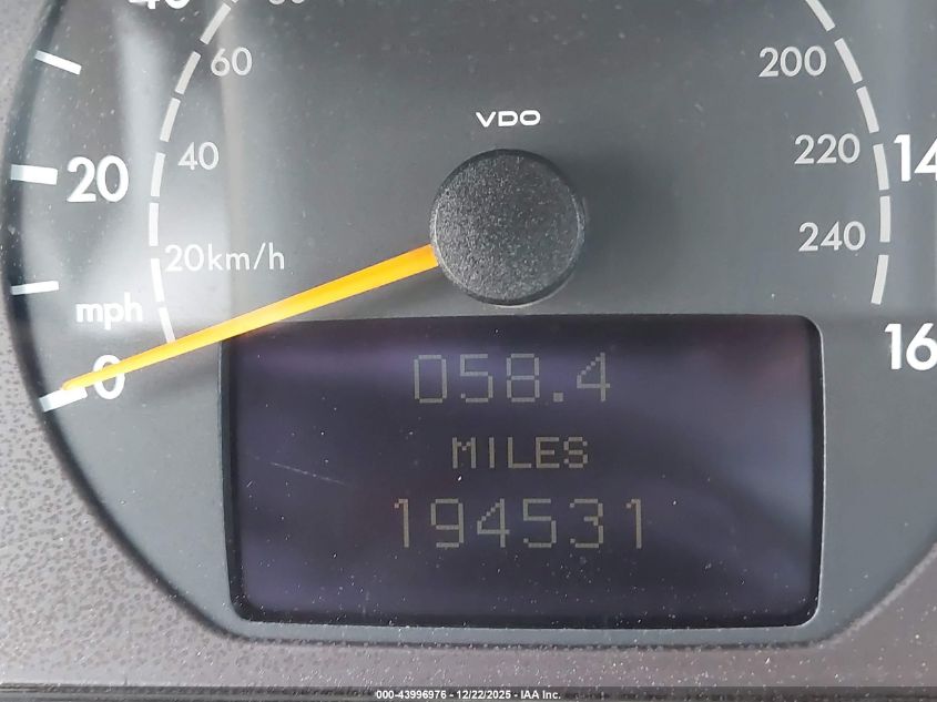 2001 Mercedes-Benz E 320 VIN: WDBJF65J21X055290 Lot: 43996976