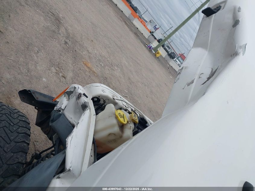 2004 Jeep Wrangler Se VIN: 1J4FA29174P793223 Lot: 43997043