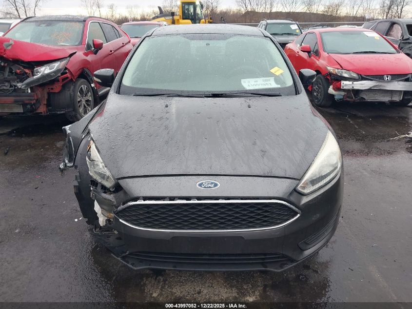 2015 Ford Focus Se VIN: 1FADP3F2XFL217317 Lot: 43997052