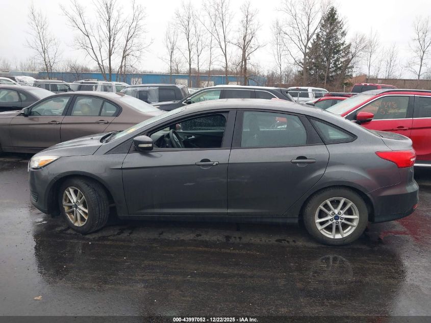 2015 Ford Focus Se VIN: 1FADP3F2XFL217317 Lot: 43997052