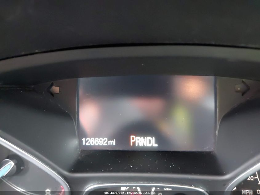 2015 Ford Focus Se VIN: 1FADP3F2XFL217317 Lot: 43997052