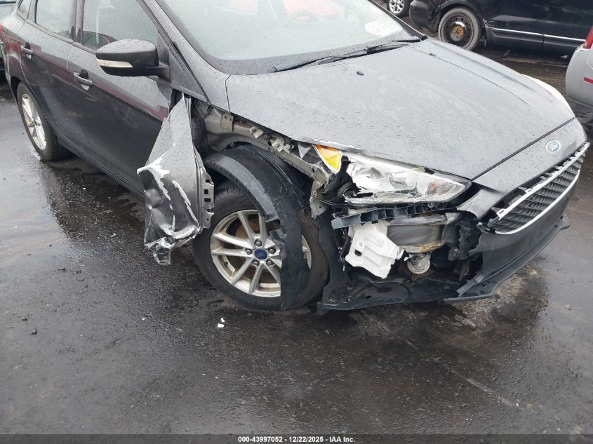 2015 Ford Focus Se VIN: 1FADP3F2XFL217317 Lot: 43997052