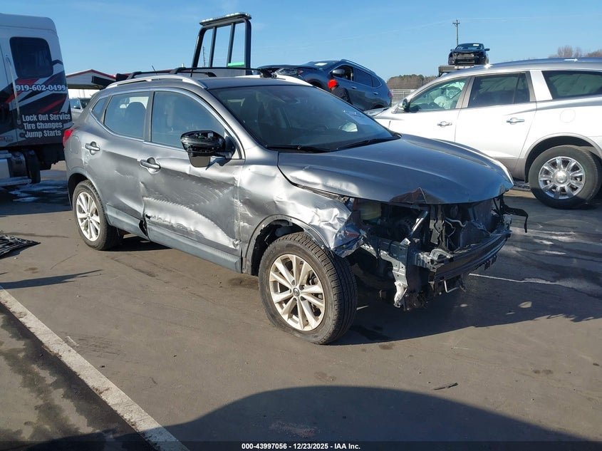 JN1BJ1CR7KW631384 2019 Nissan Rogue Sport Sv auction photo 1