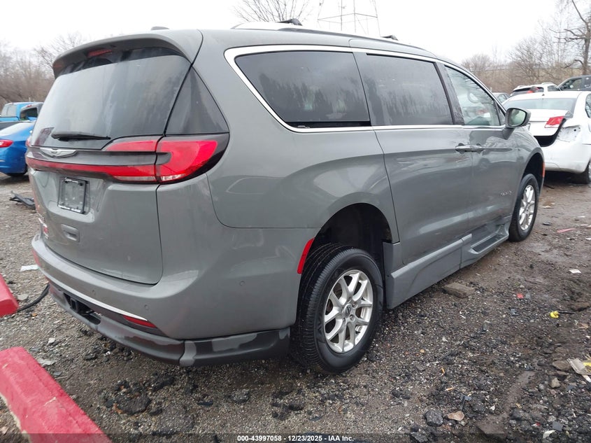 2021 Chrysler Pacifica Touring L