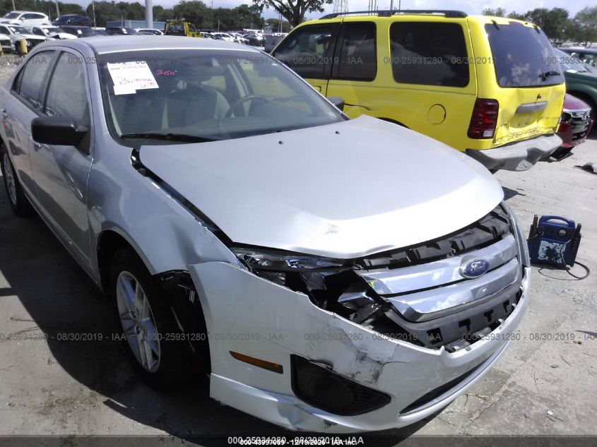 2012 Ford Fusion S VIN: 3FAHP0GA6CR194329 Lot: 43997059