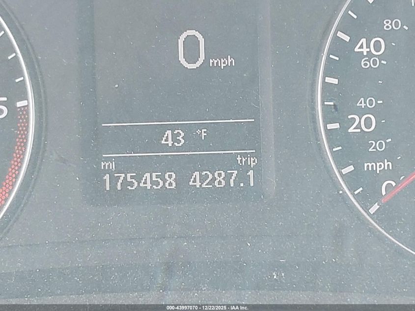 2013 Volkswagen Passat 2.0L Tdi Sel Premium VIN: 1VWCN7A30DC079624 Lot: 43997070