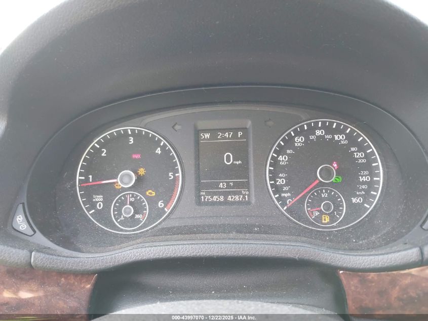 2013 Volkswagen Passat 2.0L Tdi Sel Premium VIN: 1VWCN7A30DC079624 Lot: 43997070