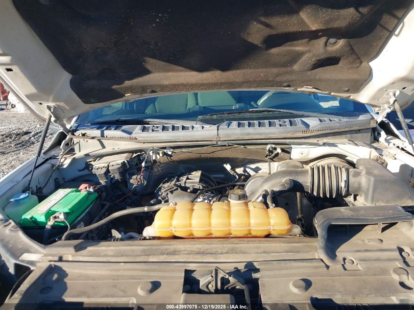 2015 Ford F-150 Xl VIN: 1FTMF1C88FKD30702 Lot: 43997075