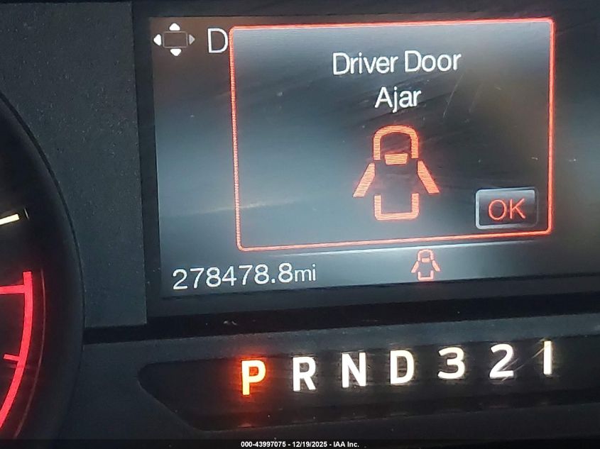 2015 Ford F-150 Xl VIN: 1FTMF1C88FKD30702 Lot: 43997075