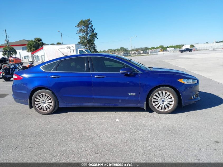 2016 Ford Fusion Energi Se Luxury VIN: 3FA6P0PU0GR381153 Lot: 43997118