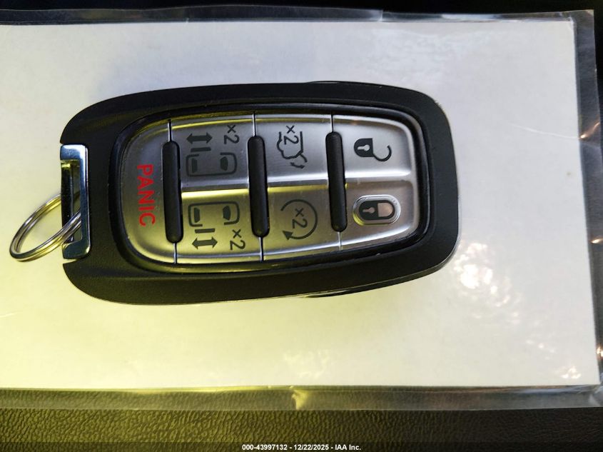 2025 Chrysler Pacifica Hybrid Select VIN: 2C4RC1S73SR577547 Lot: 43997132