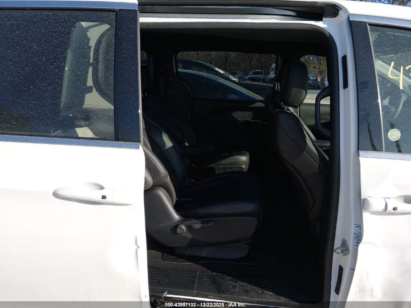 2025 Chrysler Pacifica Hybrid Select VIN: 2C4RC1S73SR577547 Lot: 43997132