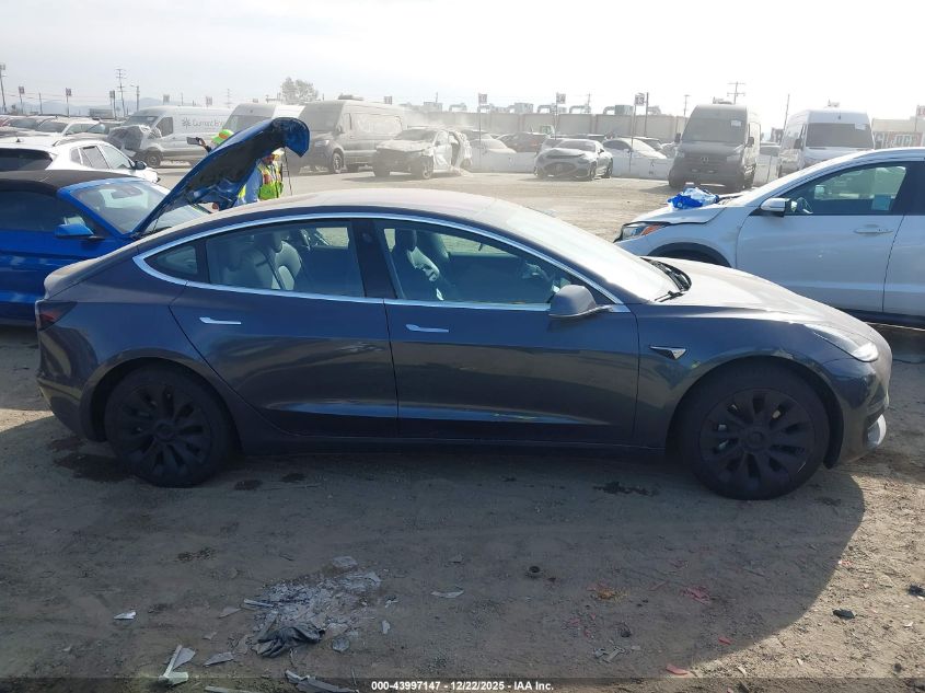 2018 Tesla Model 3 Long Range/Mid Range VIN: 5YJ3E1EA4JF006893 Lot: 43997147