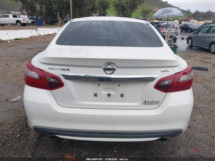 VIN 1N4AL3APXHN330340 2017 NISSAN ALTIMA 2.5 SR