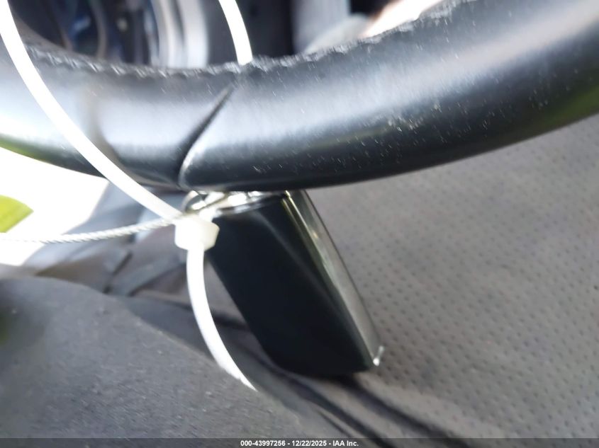 2024 Mazda Cx-30 2.5 S Preferred Package VIN: 3MVDMBCM8RM612617 Lot: 43997256