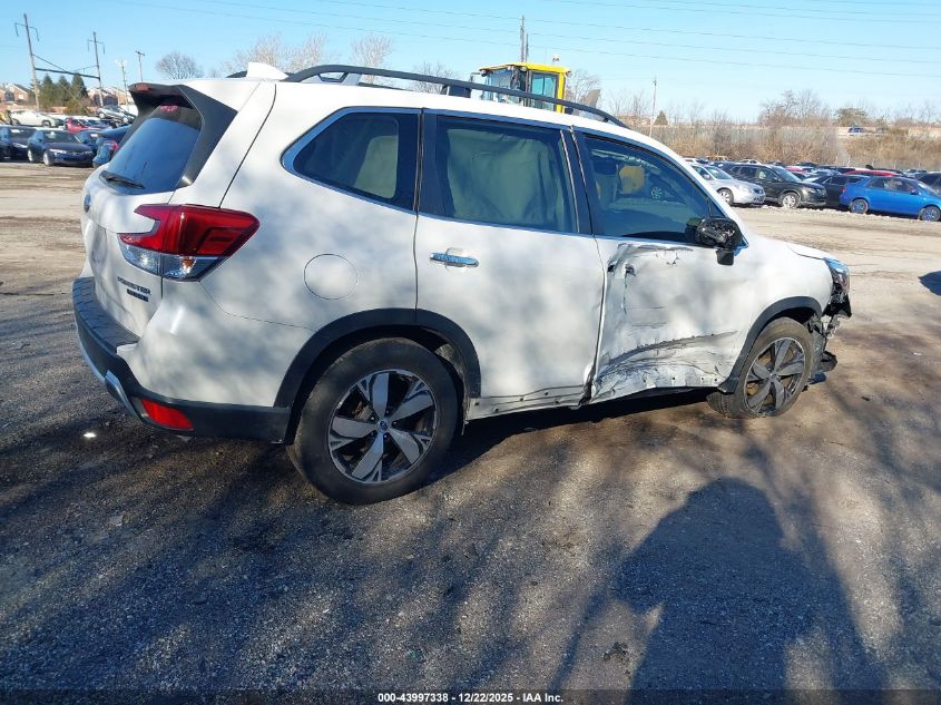 2019 Subaru Forester Touring VIN: JF2SKAWC3KH570719 Lot: 43997338