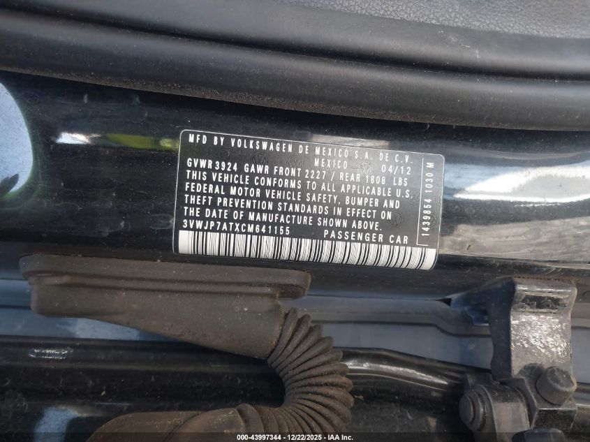 2012 Volkswagen Beetle 2.5L VIN: 3VWJP7ATXCM641155 Lot: 43997344