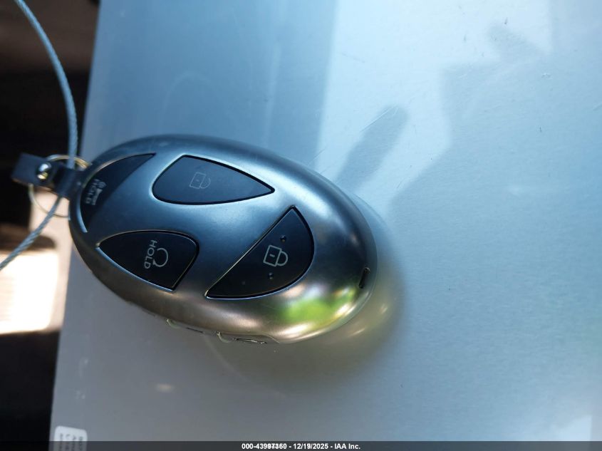 2024 Hyundai Kona Sel VIN: KM8HBCAB8RU121231 Lot: 43997360