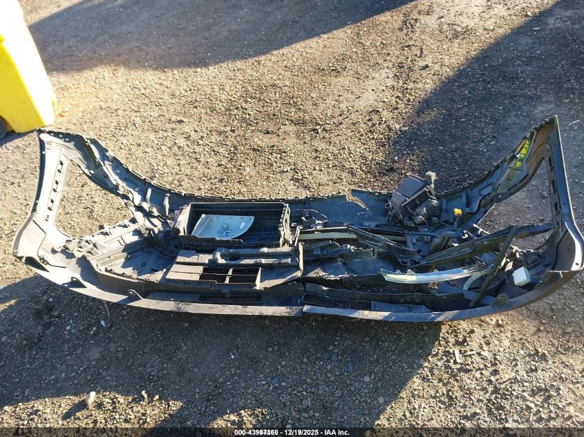 2024 Hyundai Kona Sel VIN: KM8HBCAB8RU121231 Lot: 43997360