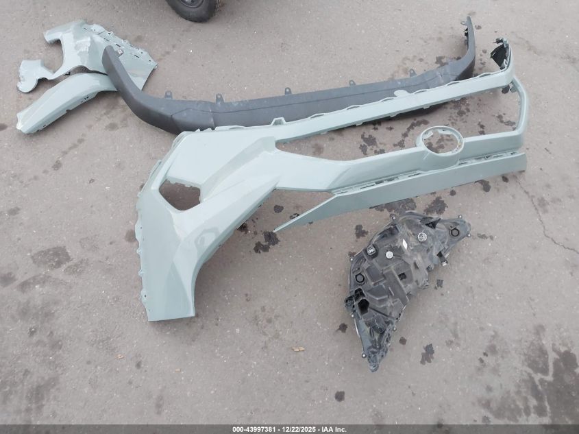 2019 Toyota Rav4 Le VIN: 2T3F1RFV0KW028636 Lot: 43997381