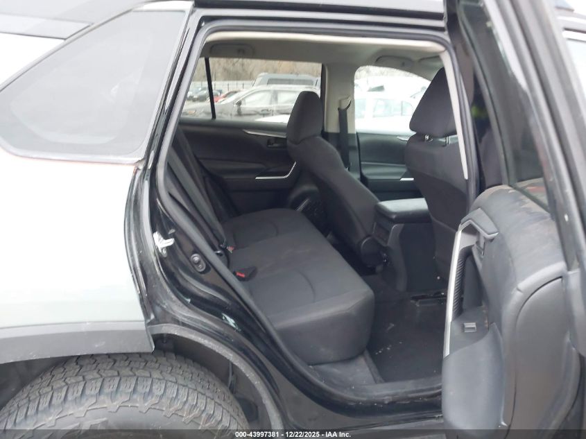 2019 Toyota Rav4 Le VIN: 2T3F1RFV0KW028636 Lot: 43997381