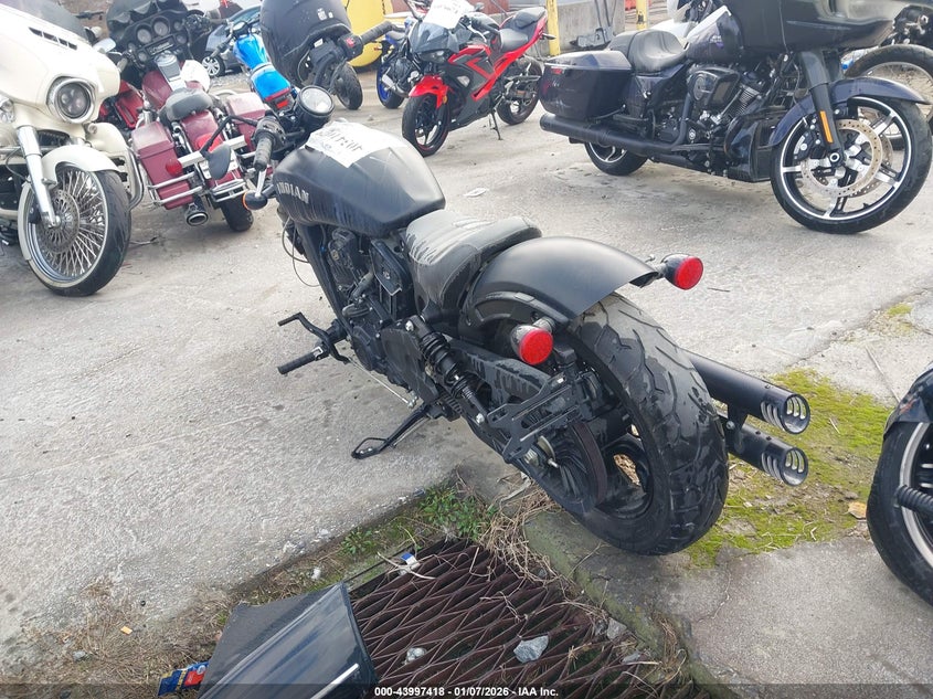 2023 Indian Motorcycle Co. Scout Bobber Sixty Abs