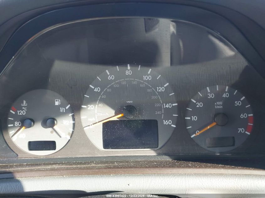 2001 Mercedes-Benz Clk 430 VIN: WDBLK70G81T082555 Lot: 43997422