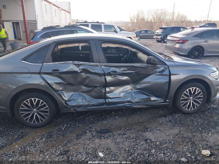 2019 Volkswagen Jetta 1.4T R-Line/1.4T S/1.4T Se VIN: 3VWCB7BU2KM236565 Lot: 43997523