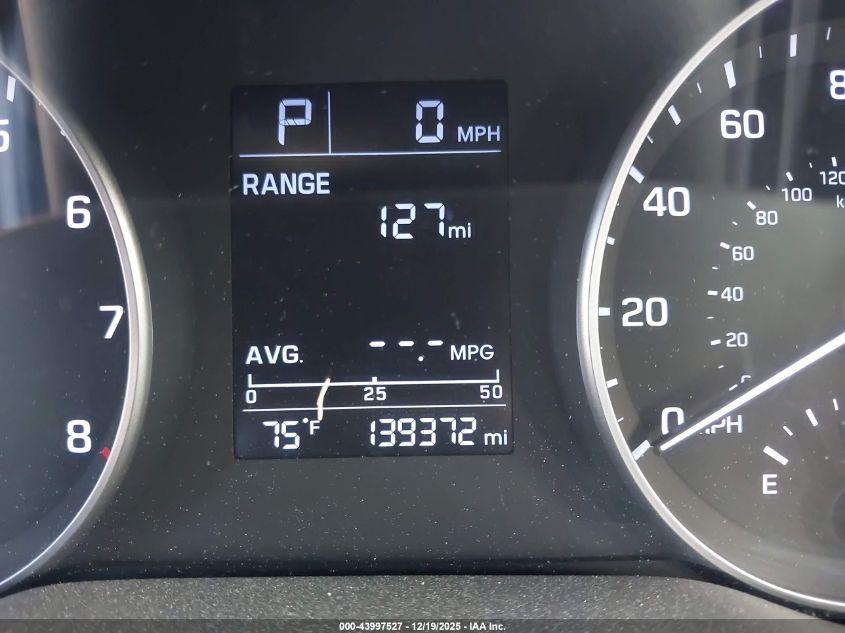 2017 Hyundai Elantra Se VIN: 5NPD84LF4HH014743 Lot: 43997527