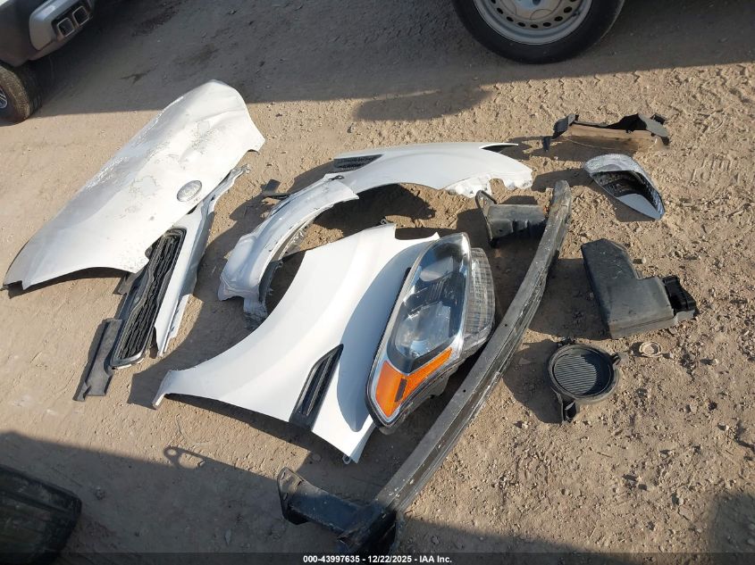 2013 Kia Soul + VIN: KNDJT2A67D7575235 Lot: 43997635