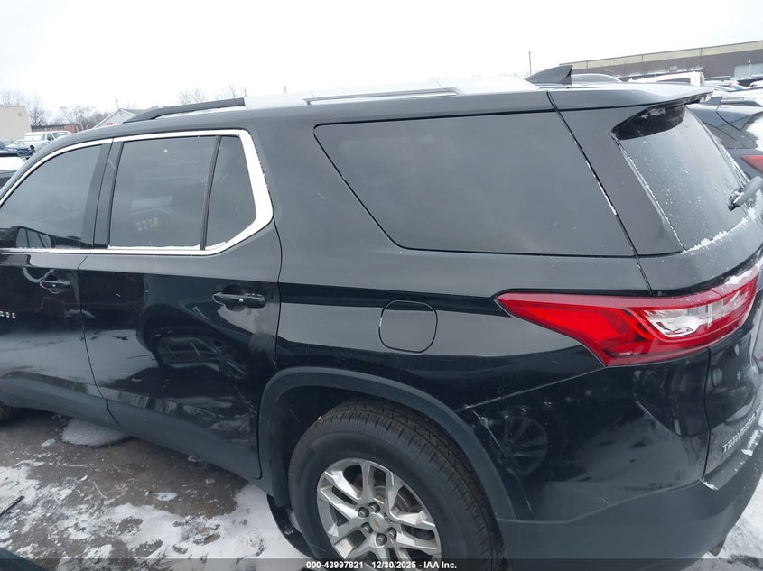 VIN 1GNEVGKW2JJ162832 2018 CHEVROLET TRAVERSE 1LT