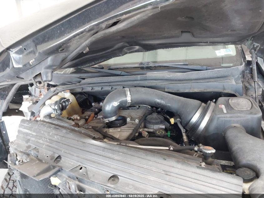 2017 Nissan Titan Xd Platinum Reserve Diesel VIN: 1N6BA1F43HN522302 Lot: 43997843