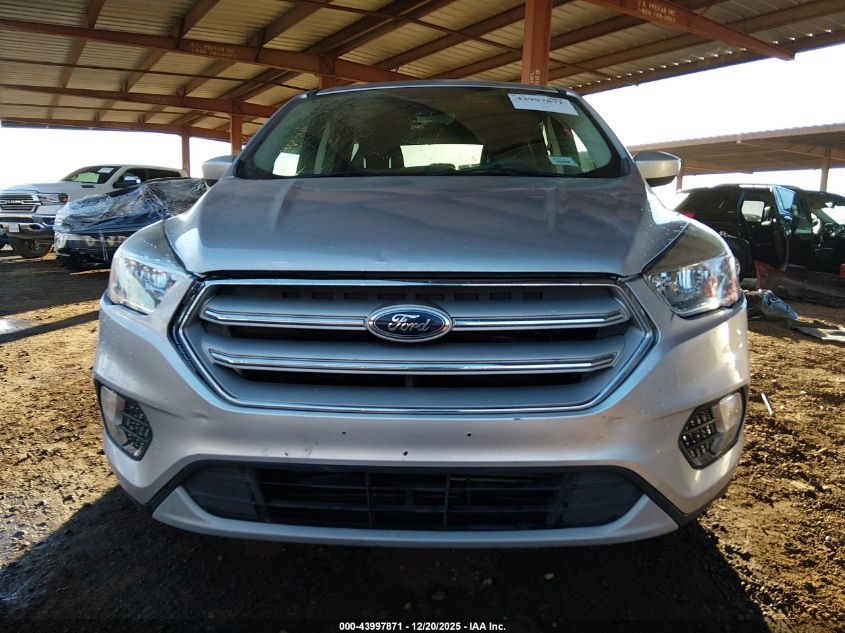 2019 Ford Escape Se VIN: 1FMCU0G90KUB12181 Lot: 43997871