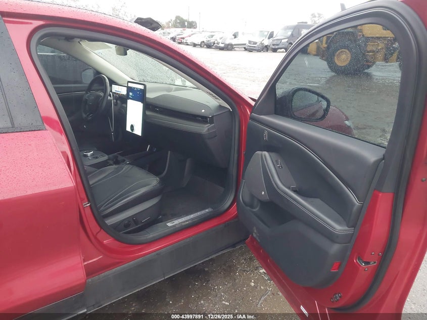 2022 Ford Mustang Mach-E Premium