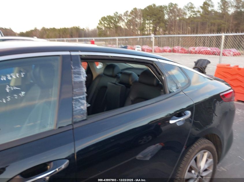 2018 Kia Optima S VIN: 5XXGT4L39JG225858 Lot: 43997903