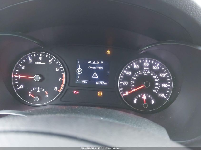 2018 Kia Optima S VIN: 5XXGT4L39JG225858 Lot: 43997903