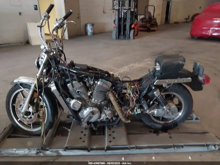 1996 Kawasaki Vn1500 A VIN: JKBVNAA12TA040931 Lot: 43997928